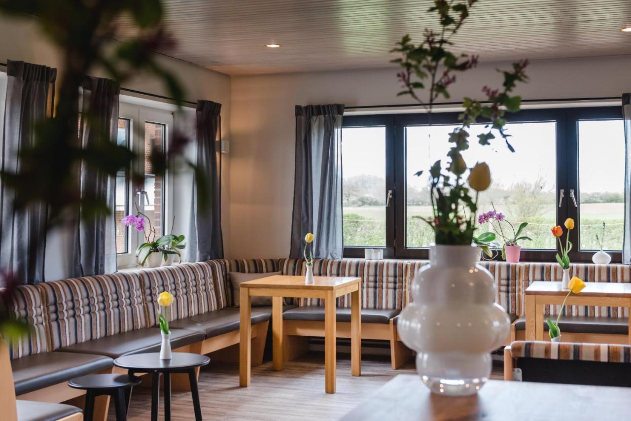 Straendhus Bed&Breakfast Hasselberg  المظهر الخارجي الصورة